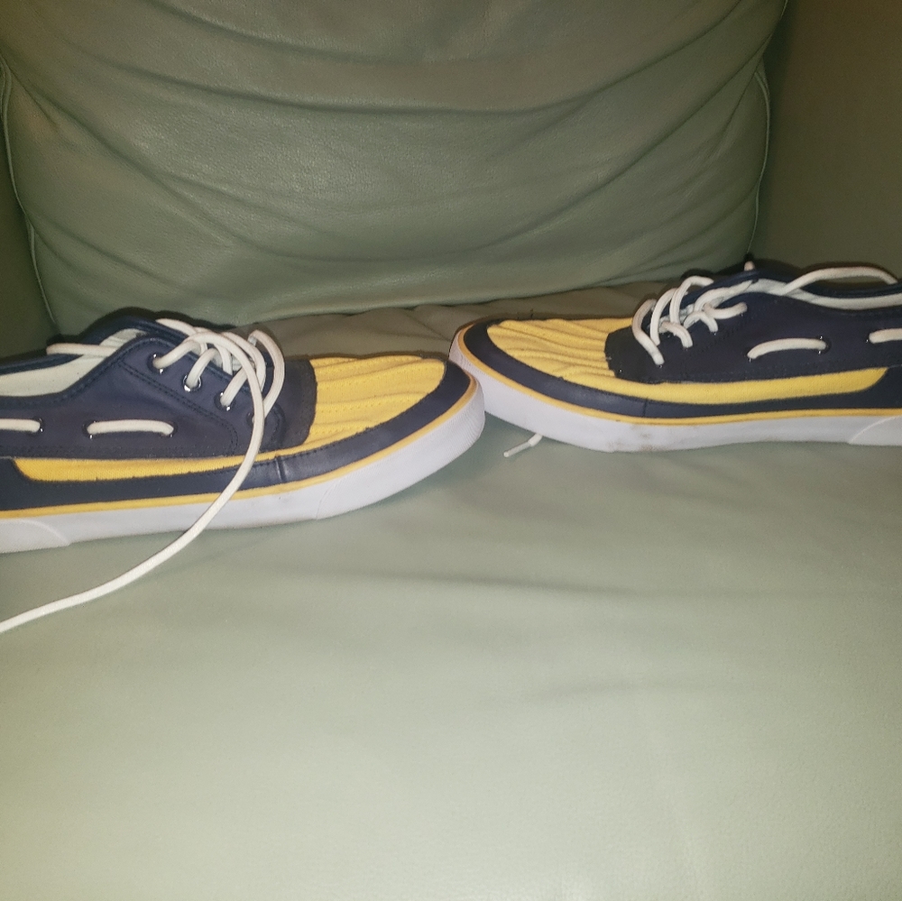 Polo - Picture 2 of 5